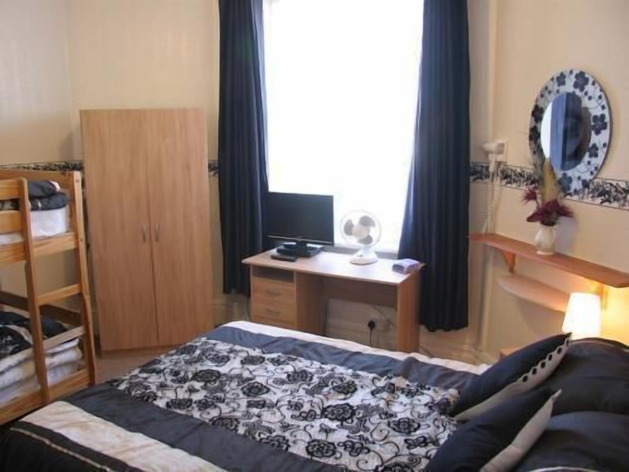 Hotel The Shepperton à Blackpool Extérieur photo